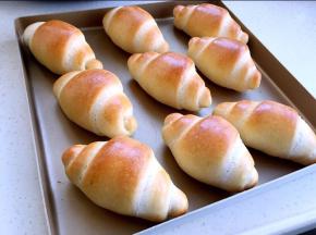 烤箱预热上下火180度，烤18--20分钟。