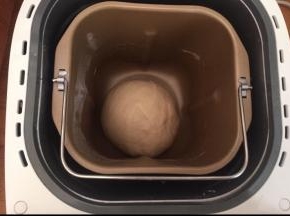 面团材料揉出薄膜