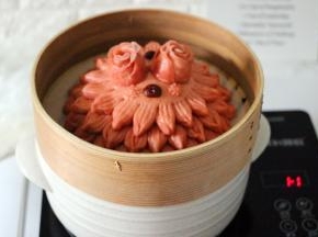 花样豆沙馒头出锅喽