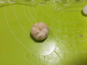 和包包子一样的手法，收口捏紧