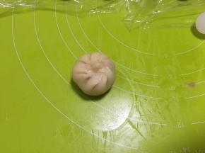和包包子一样的手法，收口捏紧