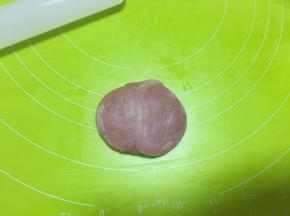 用手按扁