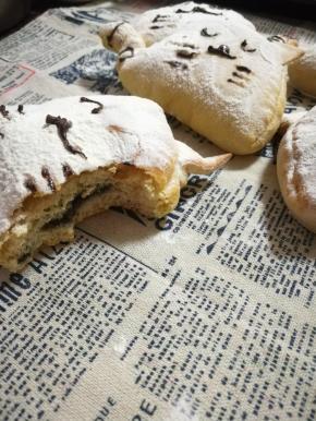 口感挺棒的。馅料也好吃。