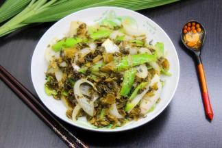 开胃下饭素菜出锅