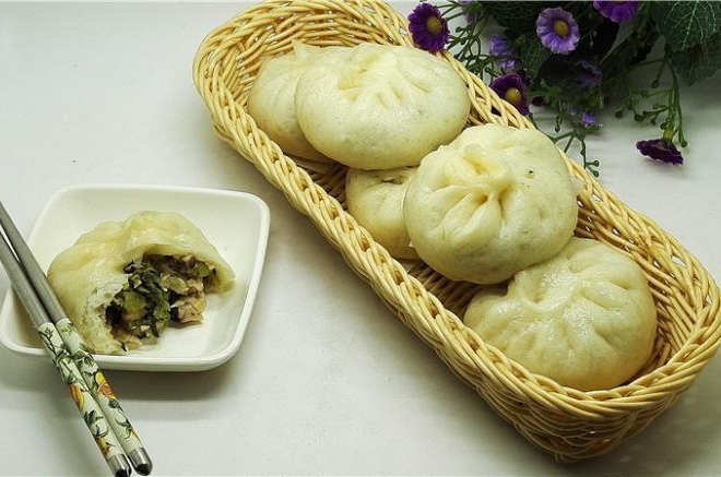 大头菜香菇素包