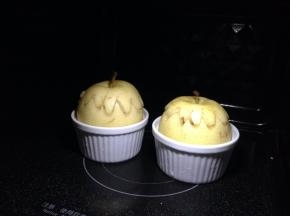 入微波炉，设置50%火力