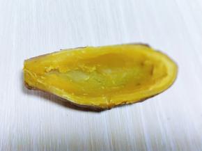 挖好的红薯，小船的形状出来了吧！(^_^)