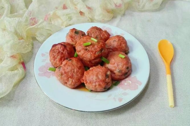 玫瑰腐乳肉圆