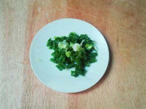 香葱洗净切葱花