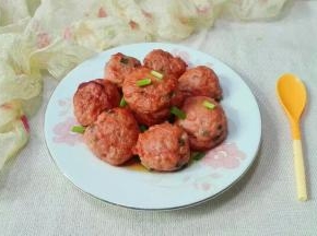 玫瑰腐乳肉圆做好了，鲜！咸！甜！