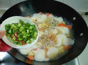 撒葱花