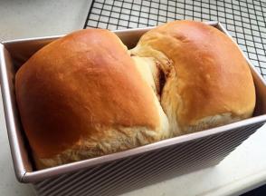 烤箱预热上下火180度，烤40分钟（中途盖锡纸）