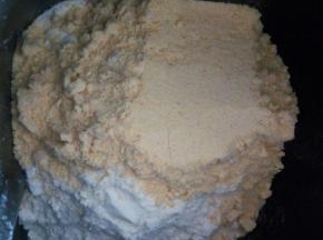 玉米粉和中筋面粉放面包桶