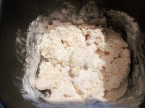 用筷子拌成絮状