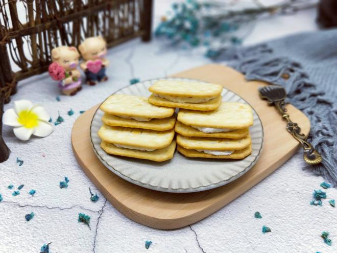 牛轧夹心饼干