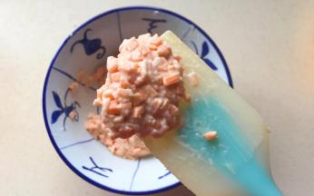 成糊状，不会散开就可以了