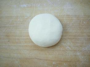 取一个剂子揉圆