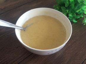 搅拌至无颗粒的的糊状