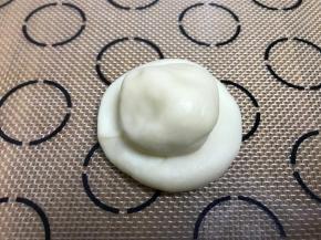 水油皮，包裹油酥，包好