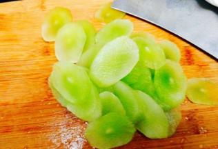 斜切刀，薄度差不多即可