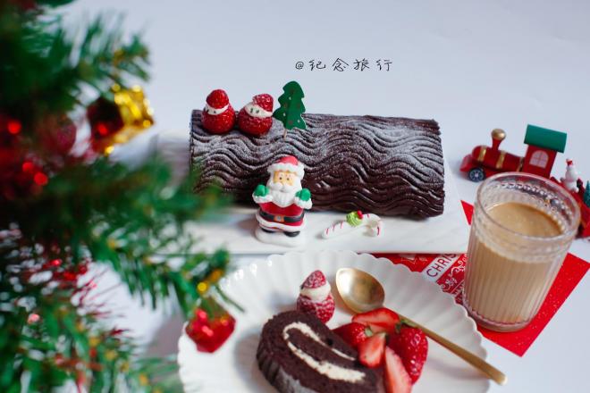 入口即化的美味可可海绵树桩蛋糕