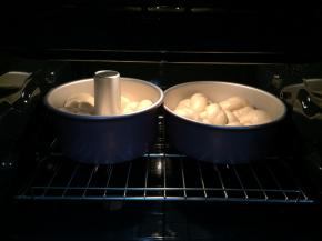 送入预热好的烤箱下层