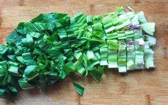 切成小块，尽量小点