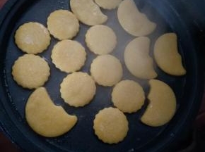 两面煎熟即可
