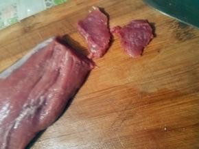 切薄片，刀一定要快，否则切面会很不好。