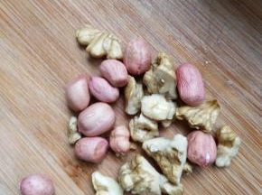 准备核桃花生米