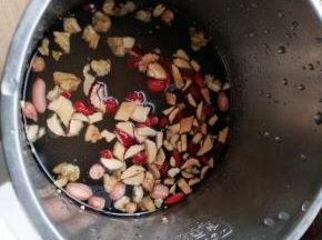 放入豆浆机里