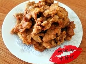 腌渍到位，酥香的里脊直接吃就非常不错，喜欢椒盐的也可以搭配椒盐，喜欢糖醋的，也可以做点糖醋汁，是不是很不错的一道菜呢？