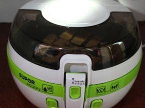 盖上盖子，时间设置20分钟；PS：炸锅不同，时间略有不同