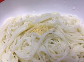 沥干水分，加适量鸡精