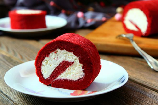 红丝绒蛋糕卷