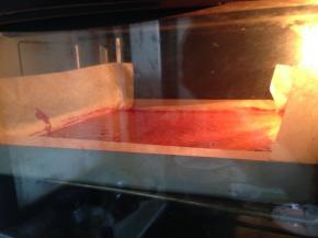 入预热好的烤箱，180度，中下层、20分钟