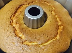 上色漂亮，「每个人烤箱有不同的温差，注意上色状态，适当调整温度。」