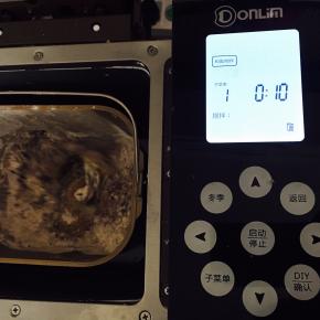 搅拌出来的状态是呈饼干碎末的状态！