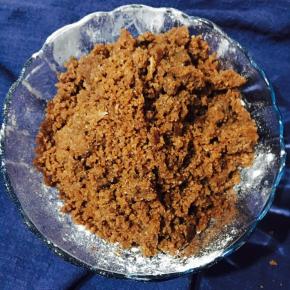 手动和均匀！捏成团！放冰箱冷藏30分钟。