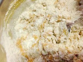 拌成雪花状。