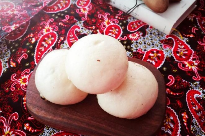 黑加仑红枣馒头