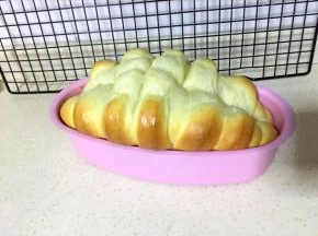 烤箱预热上下火175度，烤30分钟出炉