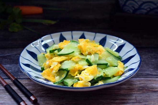 黄瓜炒鸡蛋