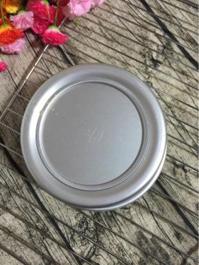 马上倒扣在网架上！彻底晾凉！