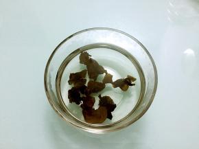 黑木耳提前泡发