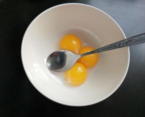 蛋黄蛋白分离，只要蛋黄。