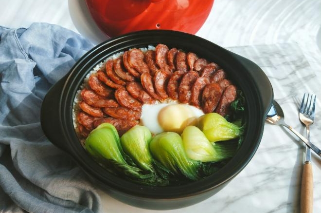砂锅煲仔饭