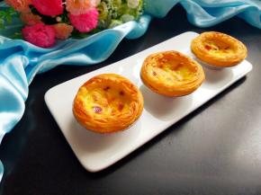 摆盘，香气四溢，蛋挞又香又嫩又甜，让人食指大动啊！