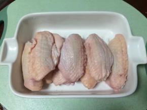 主料:新鲜鸡中翅8个