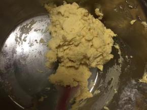 全部材料翻拌均匀